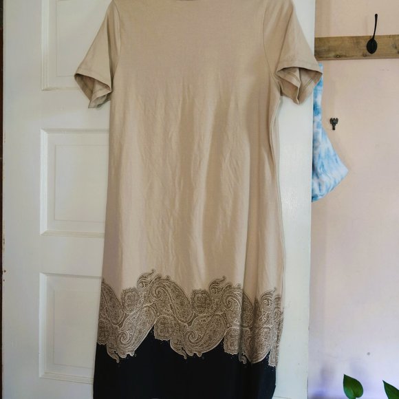 Liz Claibourne Tan/ Brown Pasiley Border Print Dress Size M - Picture 2 of 4